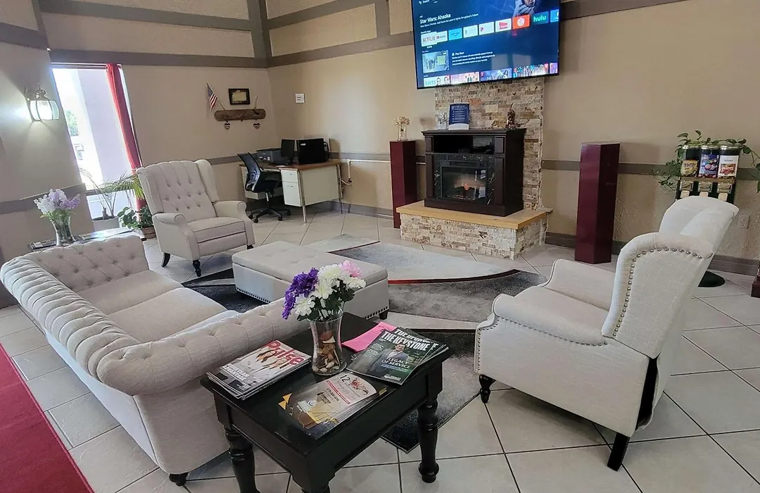 Ramada By Wyndham Mountain Home-1